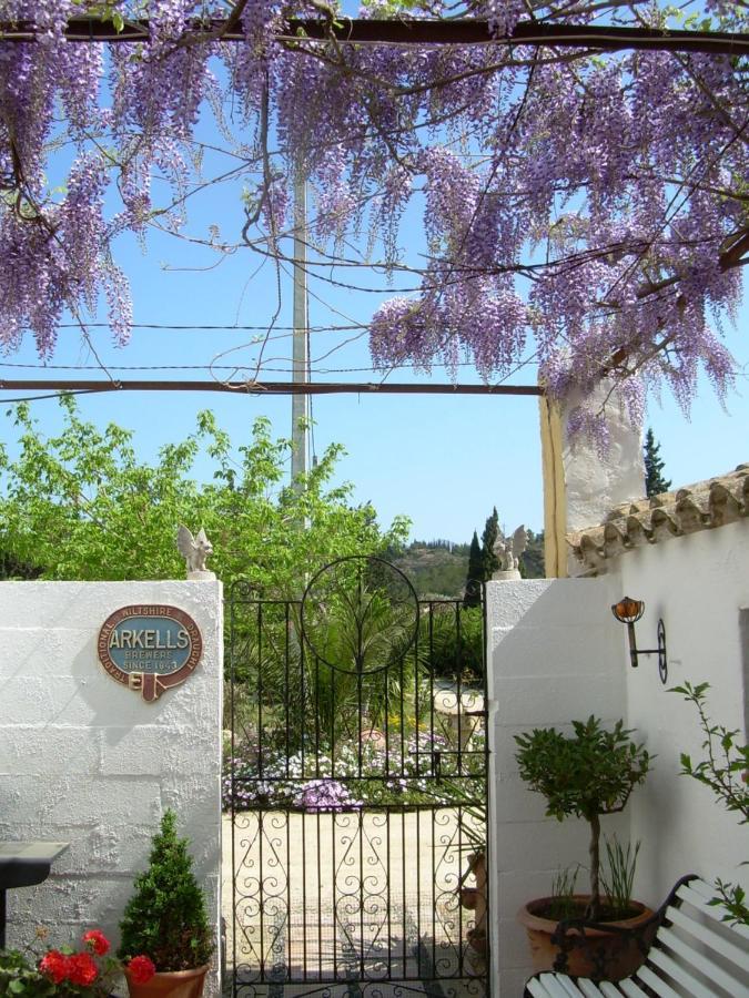 River Ebro Holidays Tivenys ภายนอก รูปภาพ